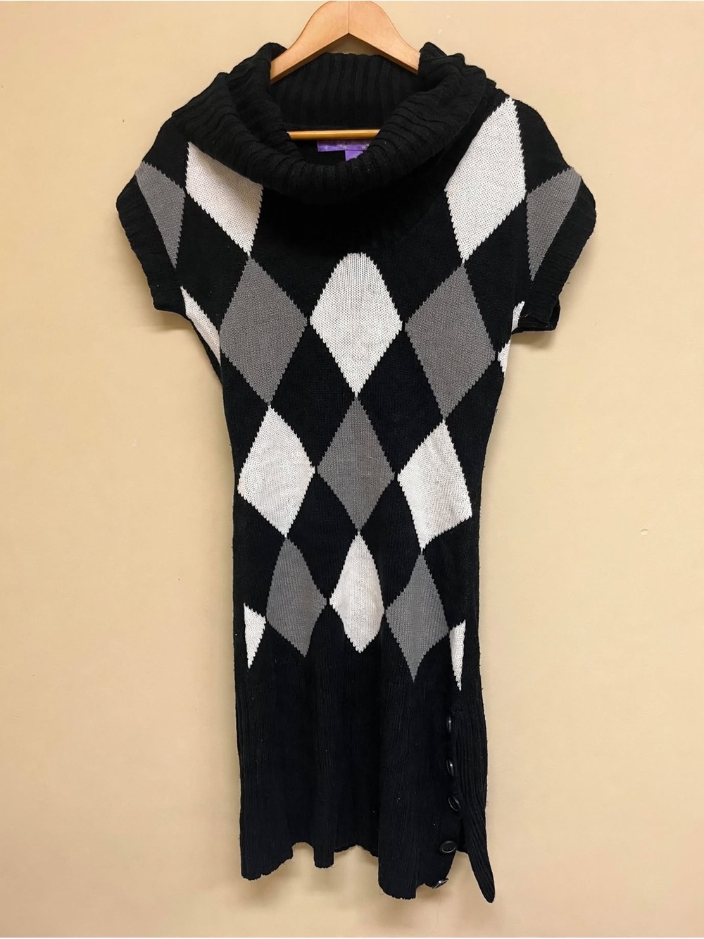 Jolie Black, Gray & White Argyle Cowl Neck Short-Sleeve Sweater Dress